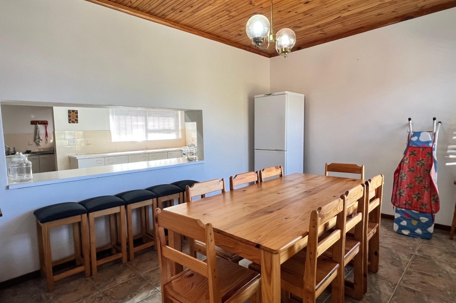 4 Bedroom Property for Sale in Wavecrest Eastern Cape